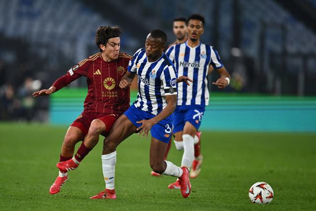Tiago Djaló: «Acho que no segundo golo da Roma há falta»
