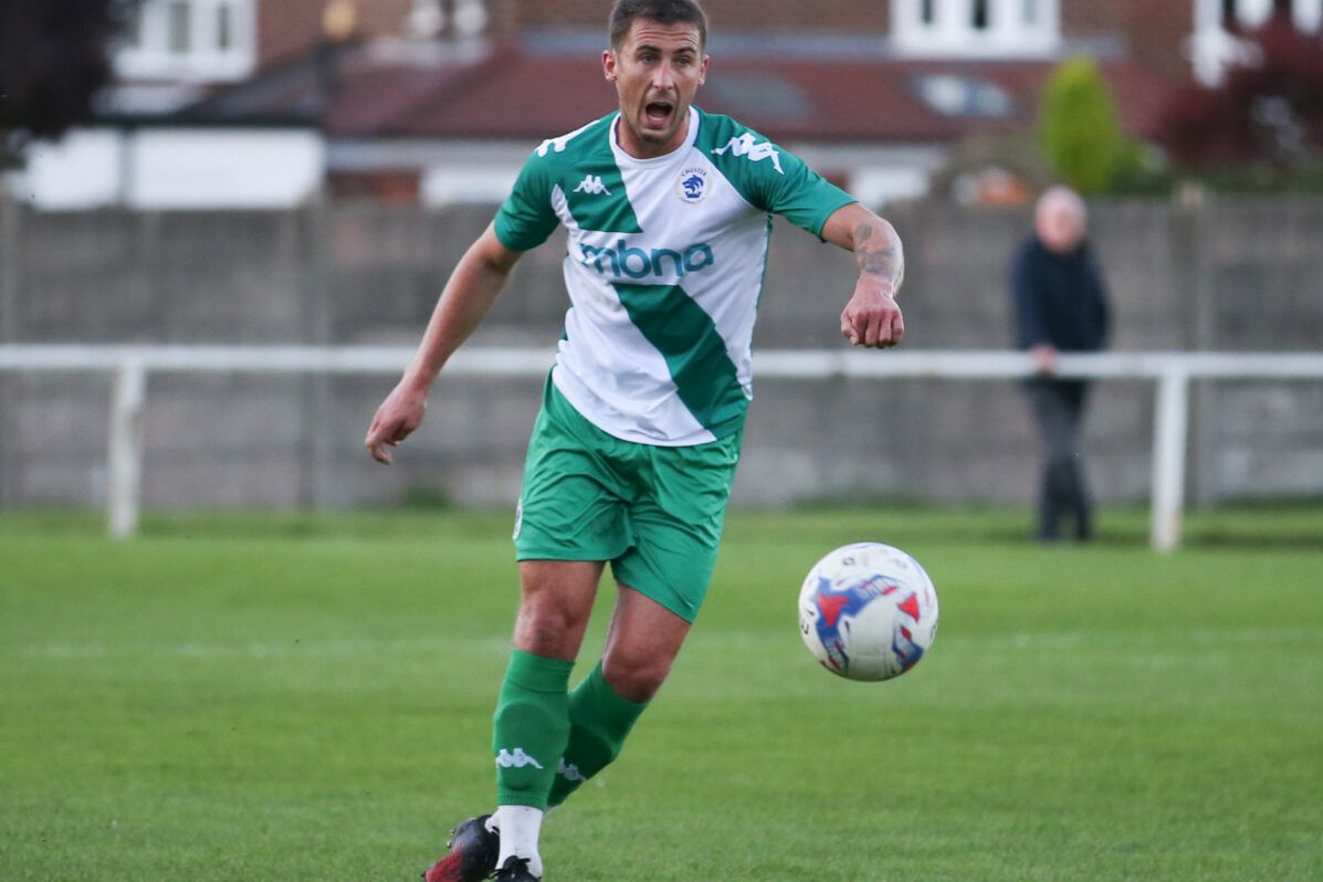 Patrick Lacey passou pelo Chester - Foto: Chester