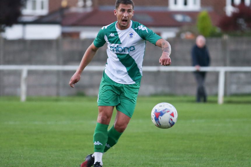 Patrick Lacey passou pelo Chester - Foto: Chester