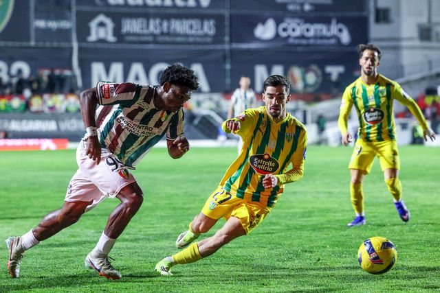 Abraham Marcus tem sido um dos motores para a tentativa de reação tricolor à desvantagem diante dos auriverdes - Foto: Miguel A. Lopes/LUSA
