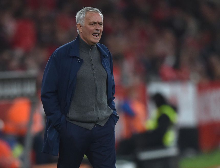 José Mourinho, treinador do Benfica (foto: Imago)