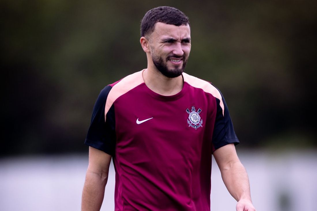 Ex-Sporting Labyad ruma ao Brasil - Foto: Corinthians