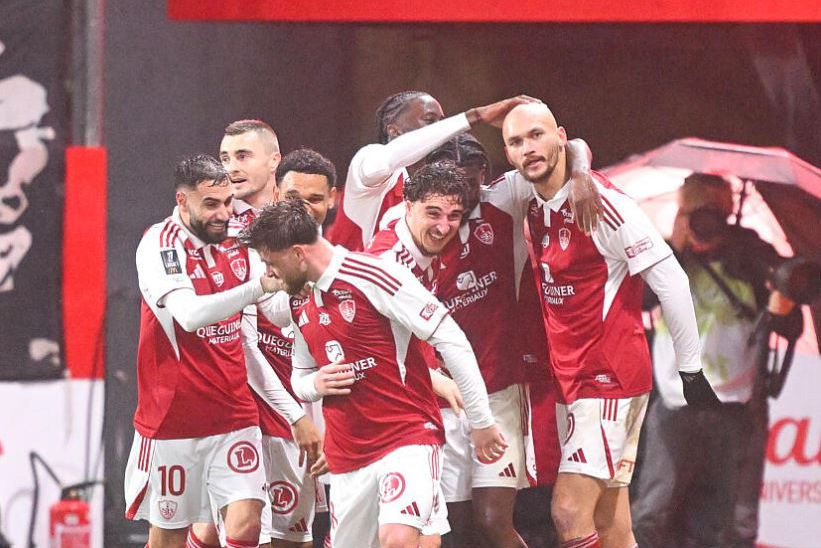 Festejos do Brest diante do Marselha - Foto: Brest/X