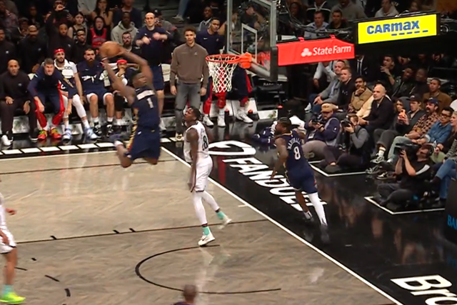VÍDEO: Zion Williamson ‘parou' no ar e fez este afundanço