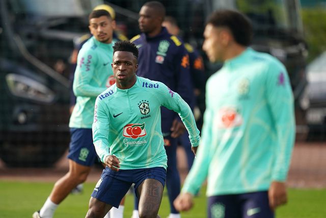 Selecionador brasileiro deixa aviso se voltar a haver racismo contra Vinícius Jr.