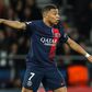 «Mbappé está a milhas de distância de Messi e Cristiano Ronaldo»