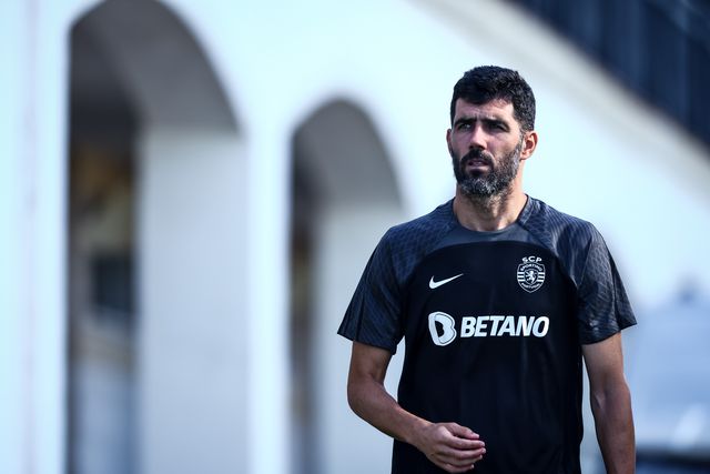 Sporting: Neto reserva decisão sobre o futuro para o final da época