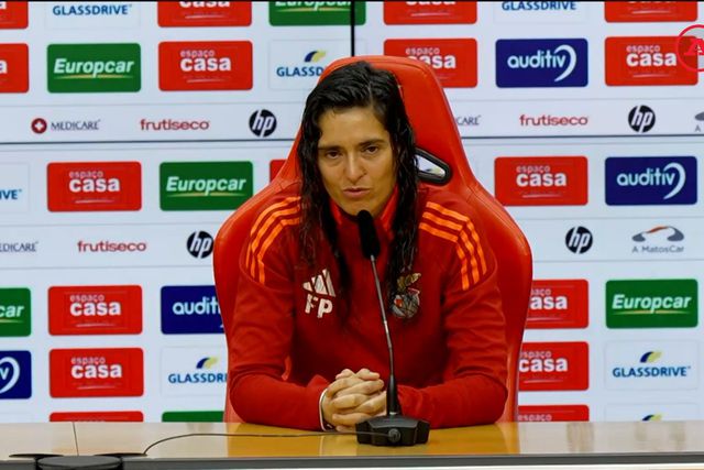 «Já não ando aqui à procura de recordes na Luz, por isso há bilhetes pagos»