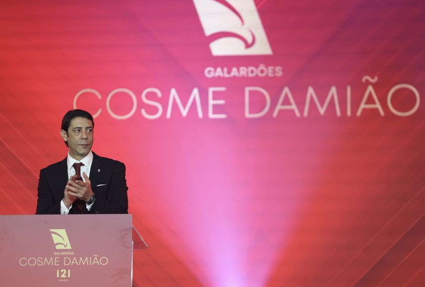 Rui Costa, presidente do Benfica, na gala de atribuição dos galardões Cosme Damião