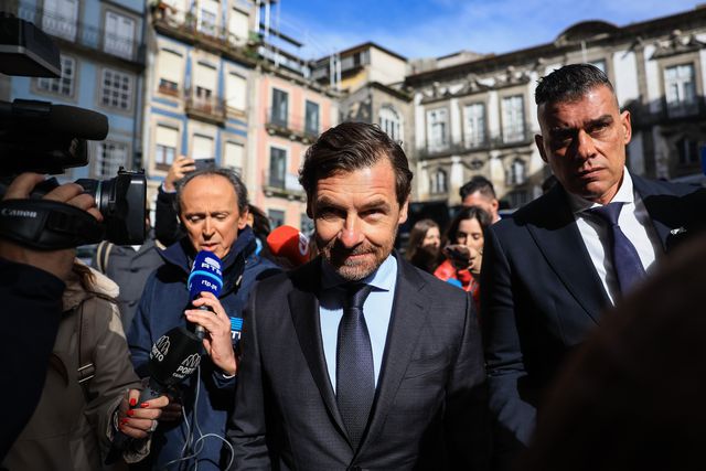 André Villas-Boas à chegada ao tribunal para o julgamento da Operação Pretoriano