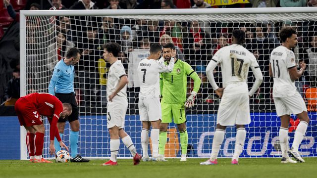VÍDEO: foram as indicações de Ronaldo que fizeram Diogo Costa defender o penálti?