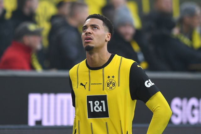 Nmecha lesionou-se no final de janeiro e ainda não jogou desde então pelo Dortmund