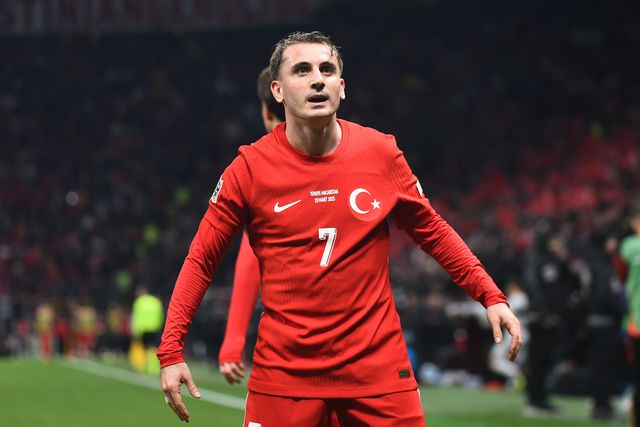 Kerem Akturkoglu a celebrar mais um golo pela Turquia