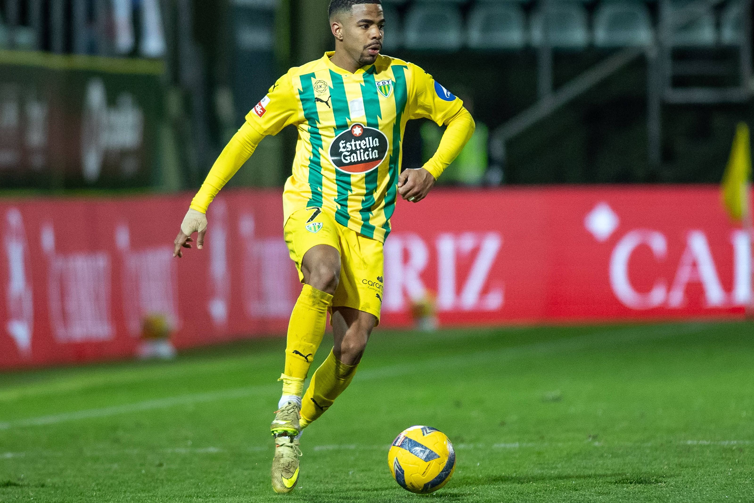 O goleador Tondelense, Pedro Maranhão, vai falhar o importante encontro (para as contas da manutenção) contra o Nacional