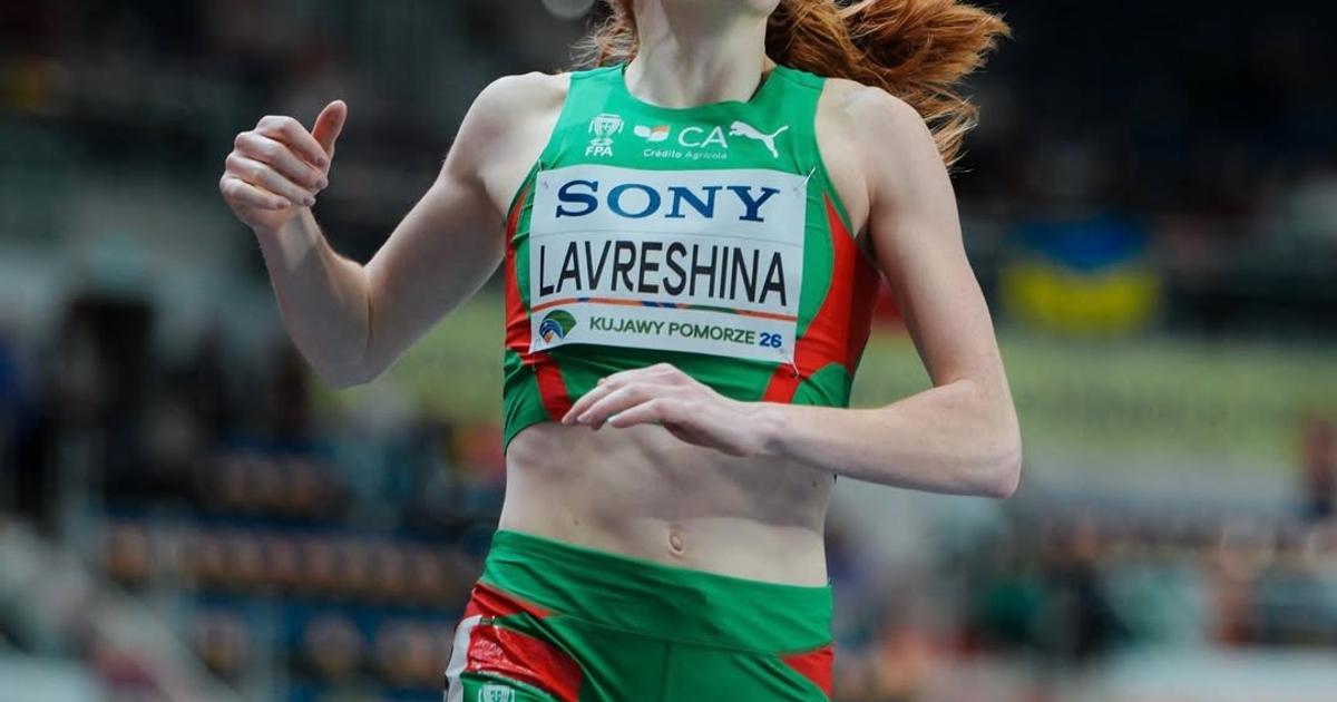 ソフィア・ラブレシナがショーを披露し、ショートトラック世界選手権で国内記録を更新