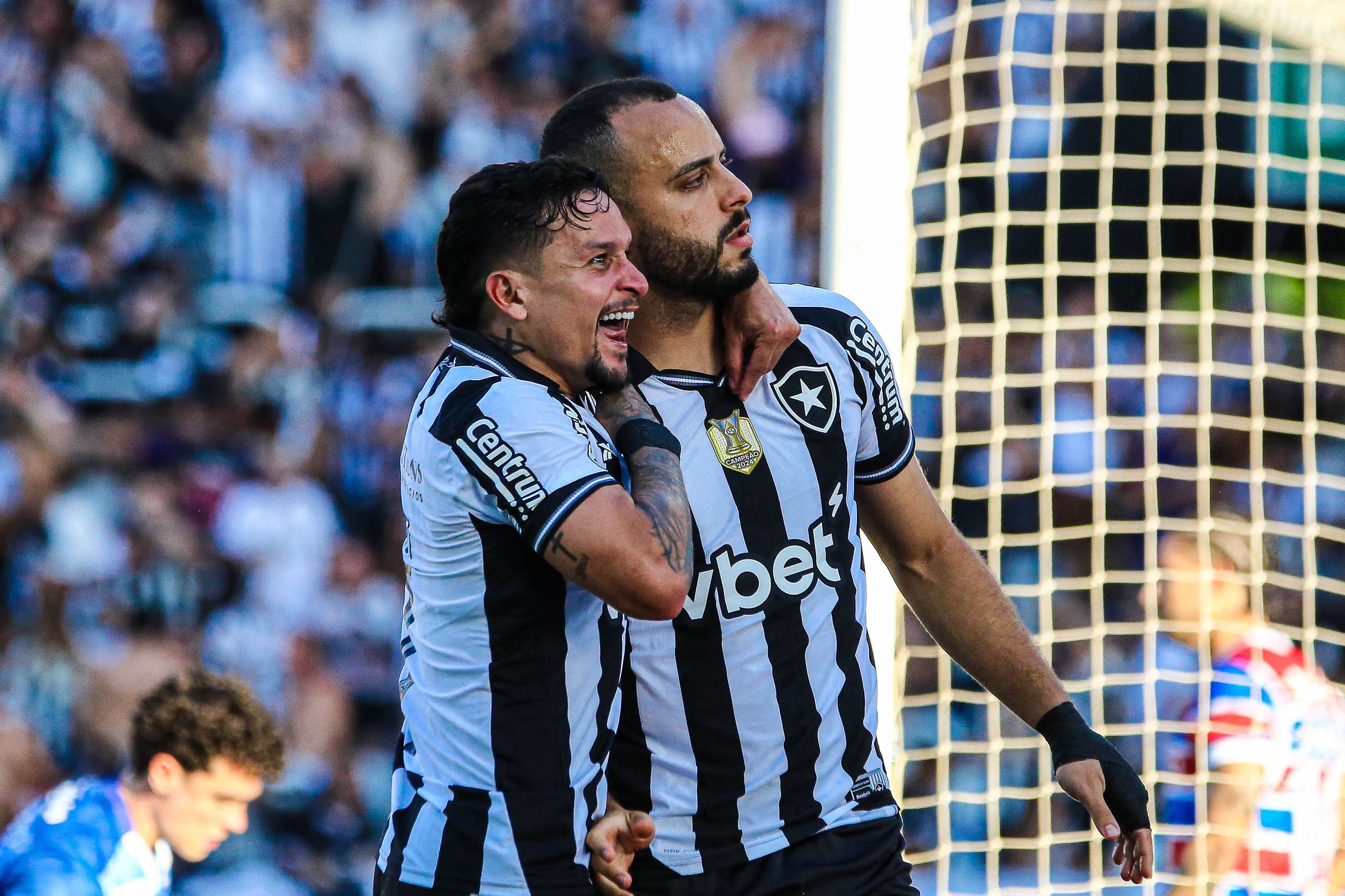 Arthur Cabral marcou 6 golos em 40 jogos pelo Botafogo