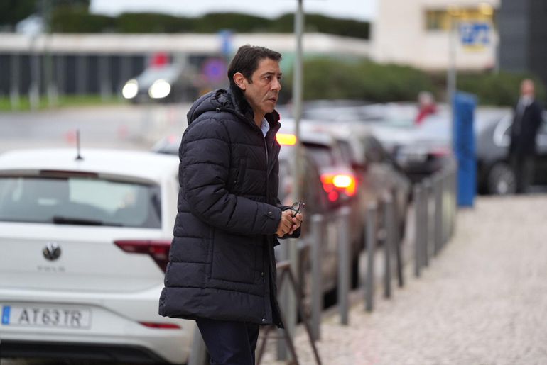 Rui Costa no velório de Silvino (Foto: Maycon Quiozini)