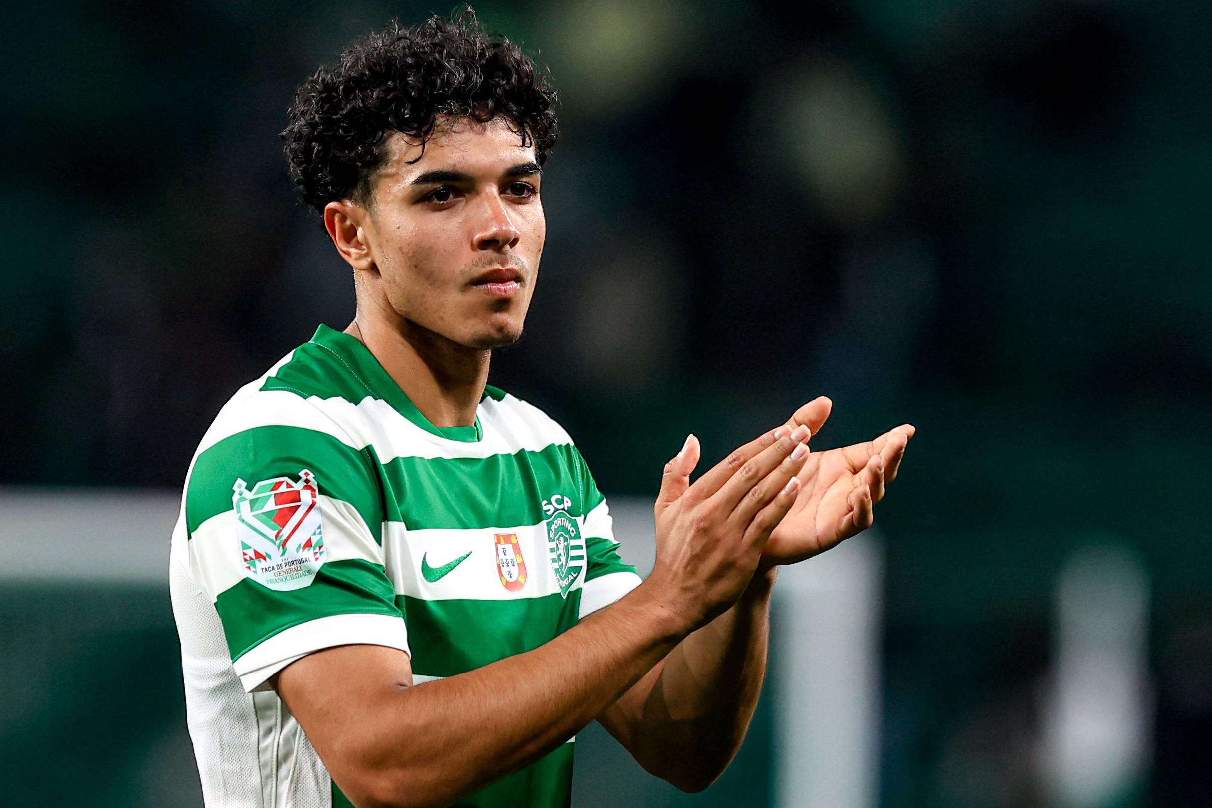 João Simões foi operado ao pé direito direito em final de abril