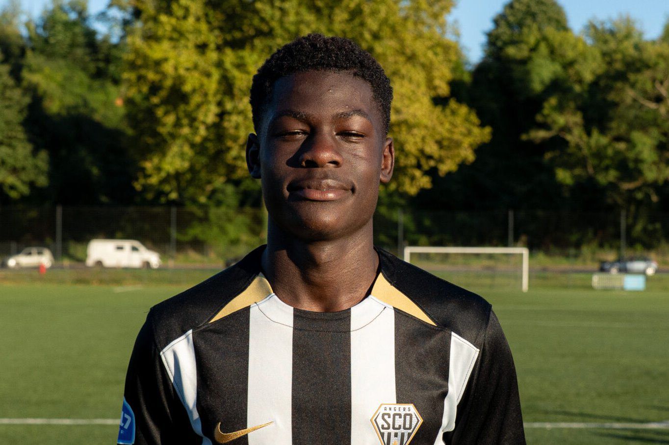 Mamadou Diallo, jovem avançado de 15 anos do Angers - Foto: Angers