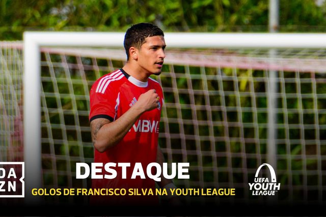 O avançado do Benfica que marca que se farta e foi 'esquecido' por Portugal