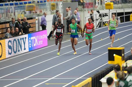 Mundiais de pista curta: portugueses à beira da final dos 400 metros