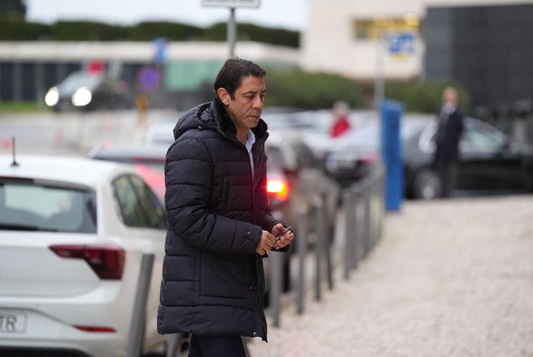 Rui Costa no velório de Silvino (Foto: Maycon Quiozini)