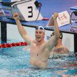 Cameron McEvoy celebra o feito em Shenzhen     Fotografia Imago
