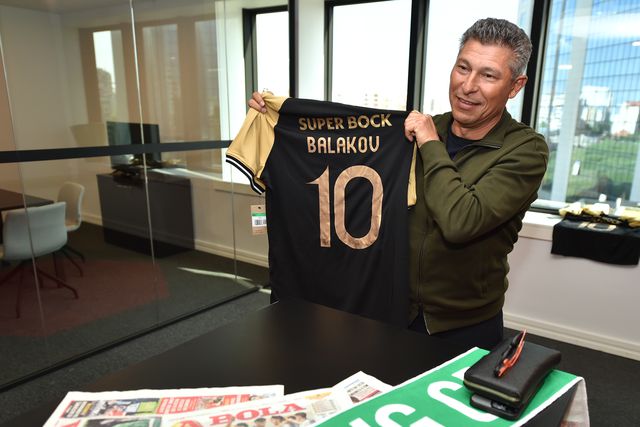 O triângulo mágico de Balakov em Estugarda