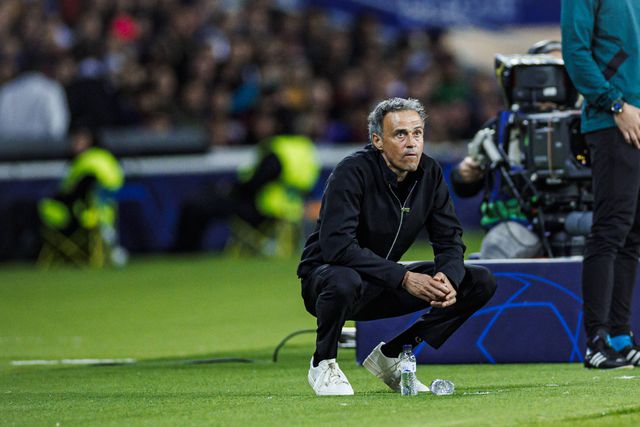 Luis Enrique responde aos críticos: «Os cães ladram, a caravana passa»