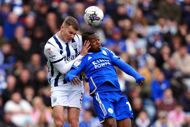 Fatawu assiste no regresso do Leicester às vitórias