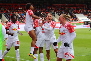 Leipzig garante triunfo perto do fim e Liga dos Campeões é praticamente certa