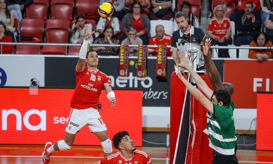 Benfica agiganta-se para bater Sporting e vence primeiro jogo da final