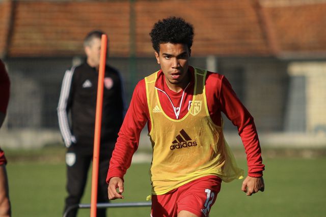 Aves SAD: Gustavo Assunção de regresso para o jogo com o Benfica