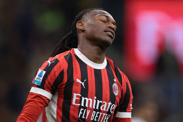Rafael Leão frustrado no Milan-Atalanta