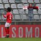 Benfica mantém vivo sonho do Santa Clara