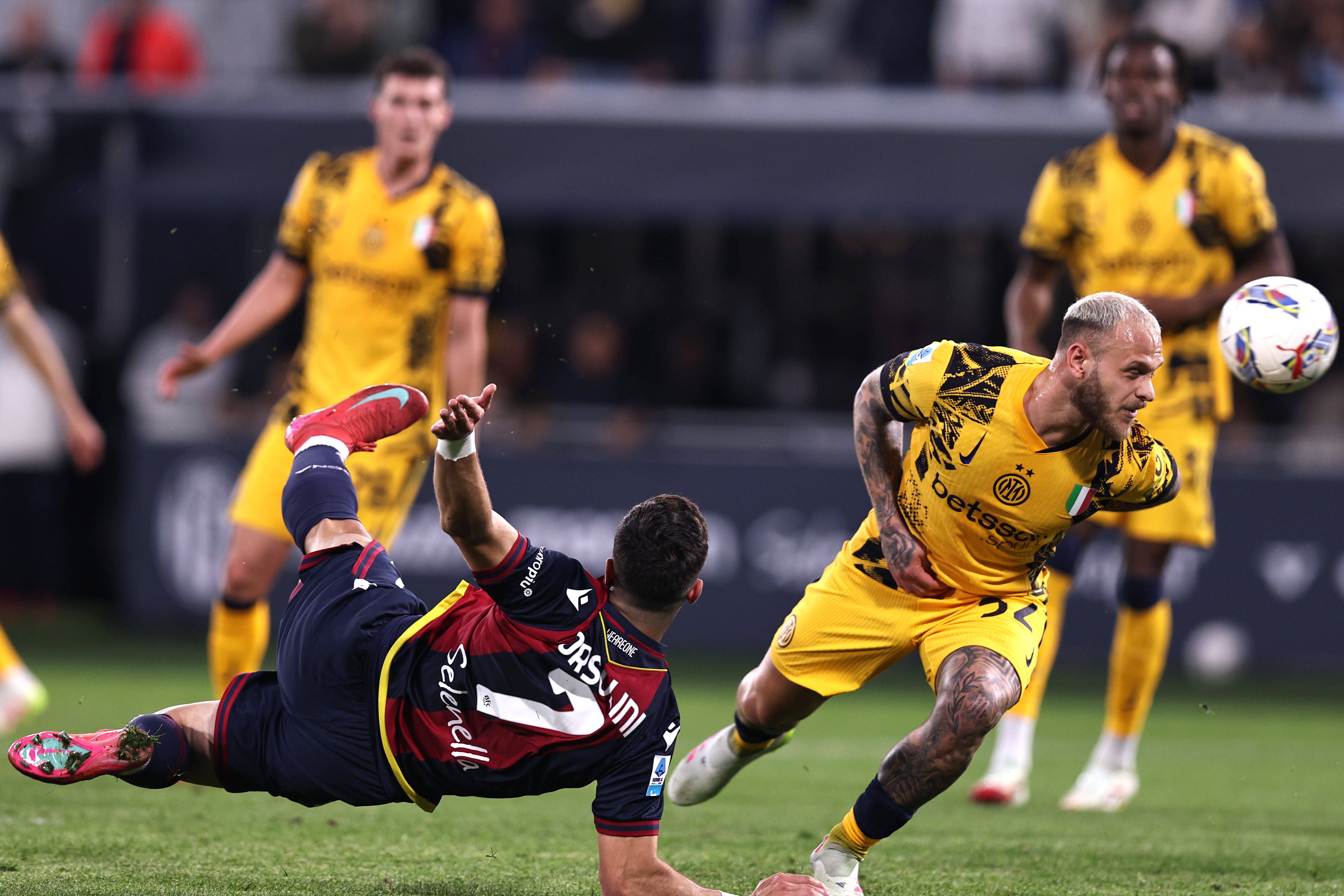 Inter perde com o Bolonha e Serie A está ao rubro