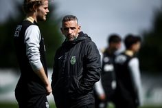 «Mercado? Na pré-época talvez tenha mexido com alguns jogadores, agora não»