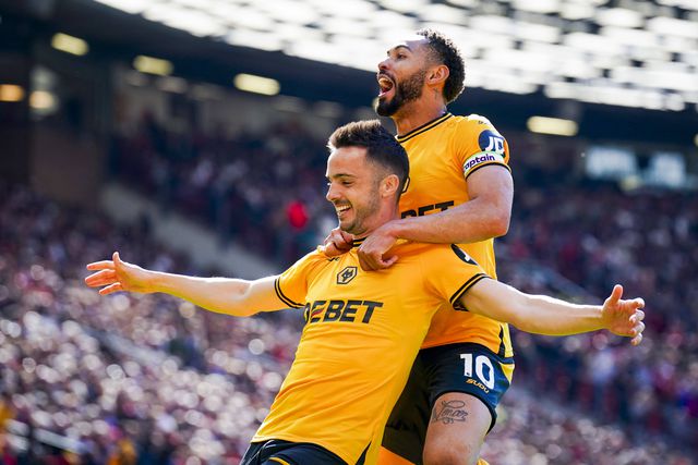 Sarabia marcou de livre direto pelo Wolverhampton frente ao Manchester United de Amorim