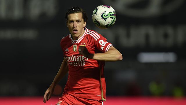 Explicação de cartão amarelo a Carreras «fica para a semana»