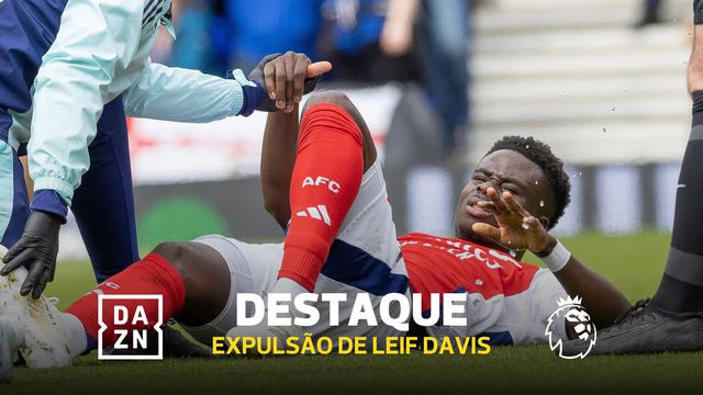 Demorou, mas houve mesmo vermelho direto na Premier League (vídeo)