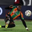 Issa Doumbia (1,87 metros e 79 quilos), médio de 22 anos do Veneza - Foto: IMAGO