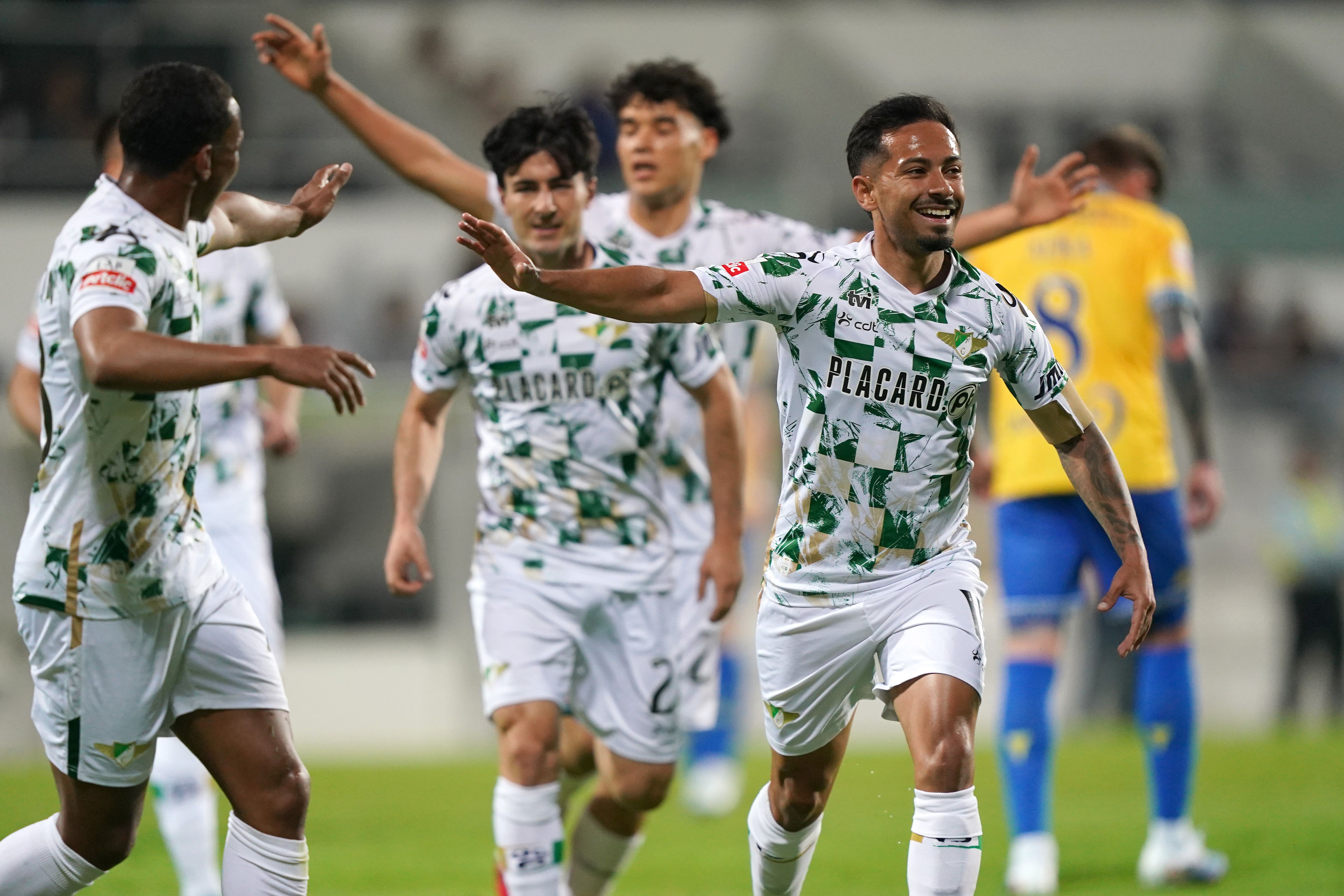 Alanzinho foi o autor do golo que valeu o triunfo do Moreirense na receção ao Estoril — Foto: Hugo Delgado/LUSA