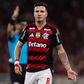 Saúl Níguez com a camisola do Flamengo