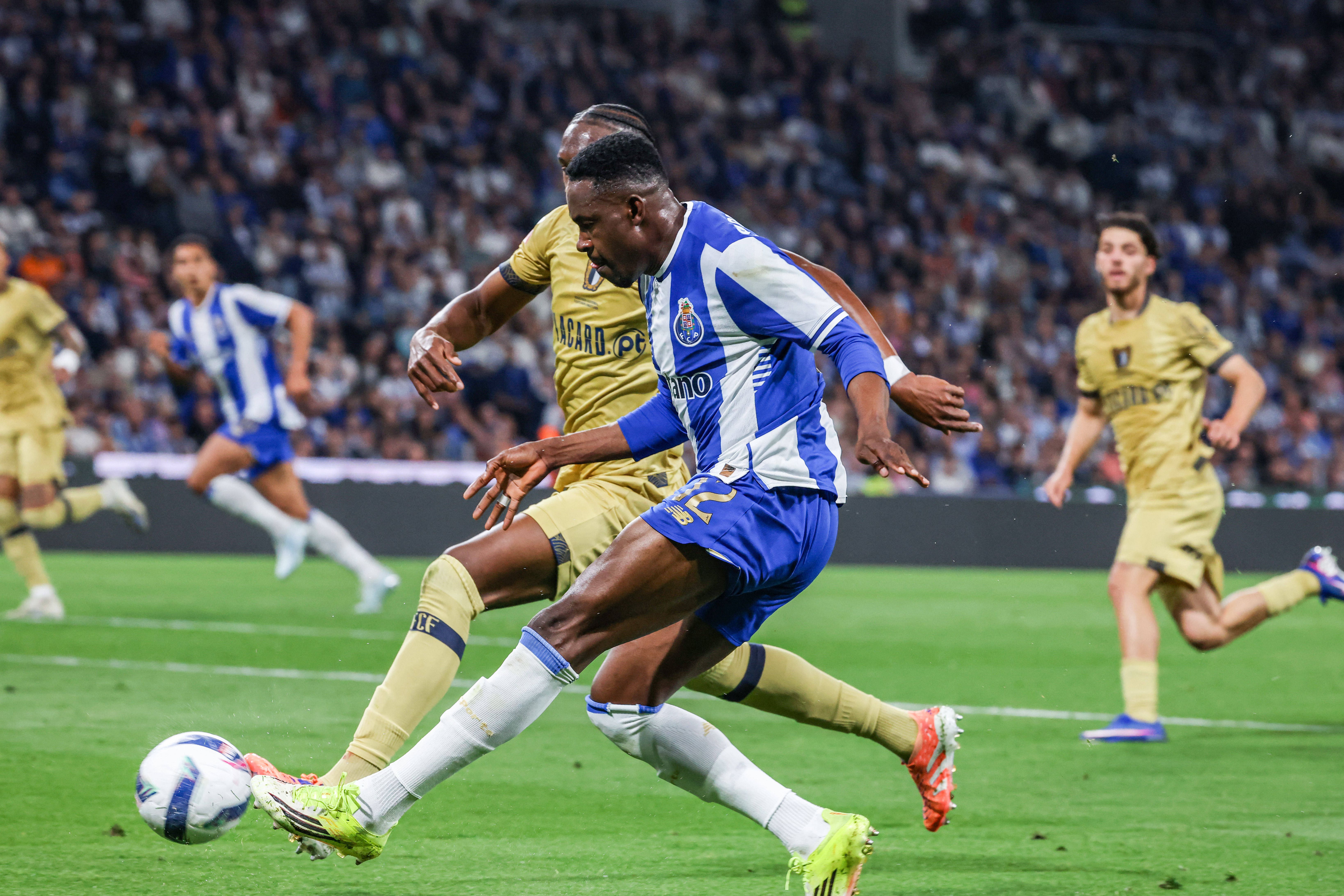 Zaidu em ação frente ao Famalicão