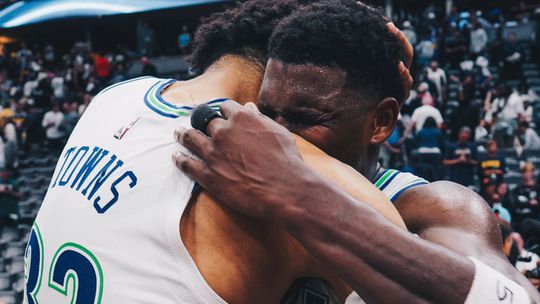 NBA: Timberwolves operam reviravolta e eliminam campeões Nuggets