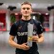 Campeão Wirtz é o jogador do ano na Bundesliga