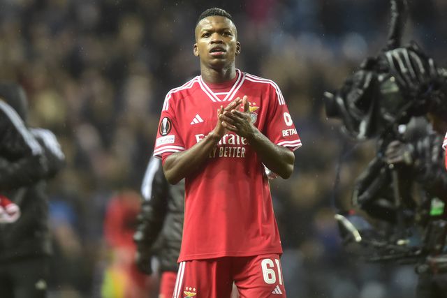 Florentino deixa dedicatória à mulher