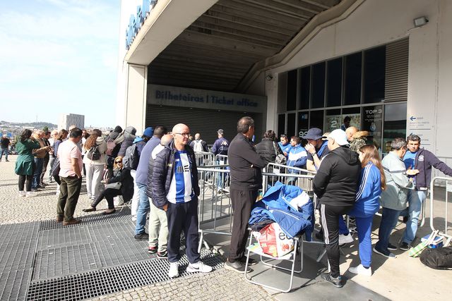 FC Porto coloca bilhetes apreendidos à venda