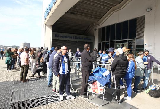 FC Porto coloca bilhetes apreendidos à venda