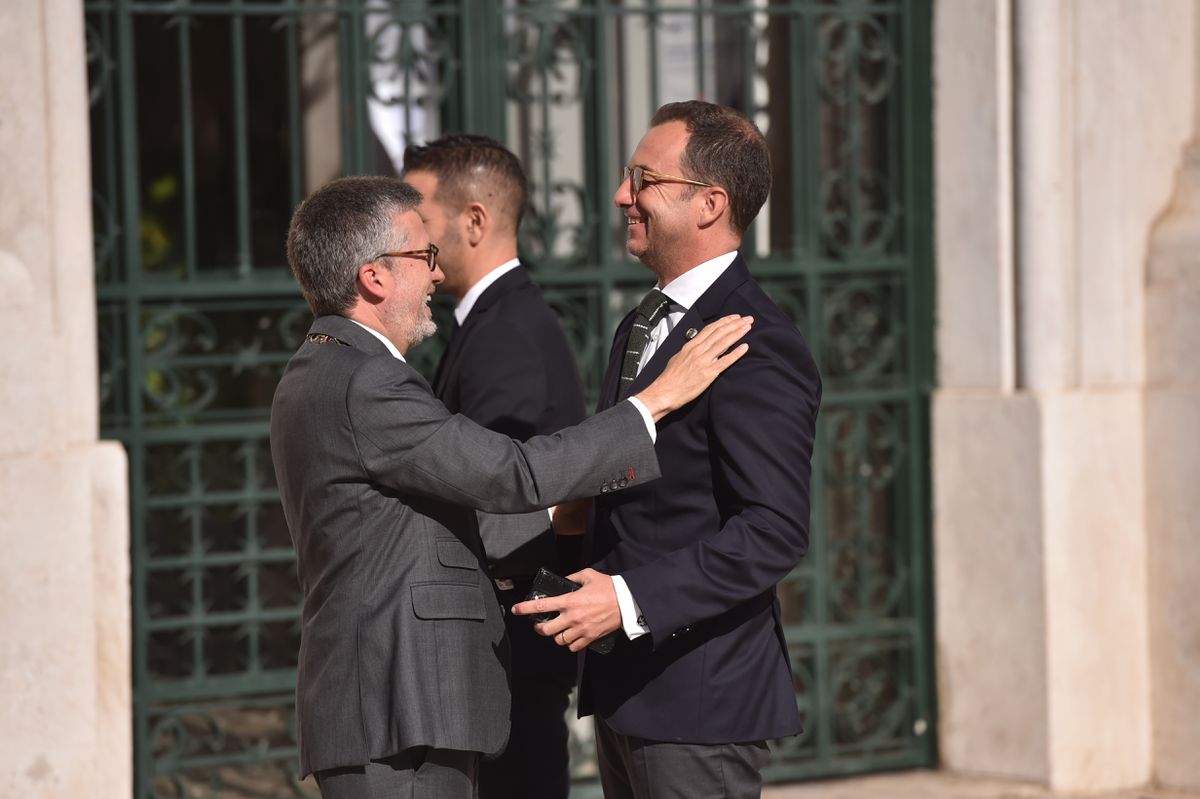 Sporting: Carlos Moedas discursa ao som de assobios